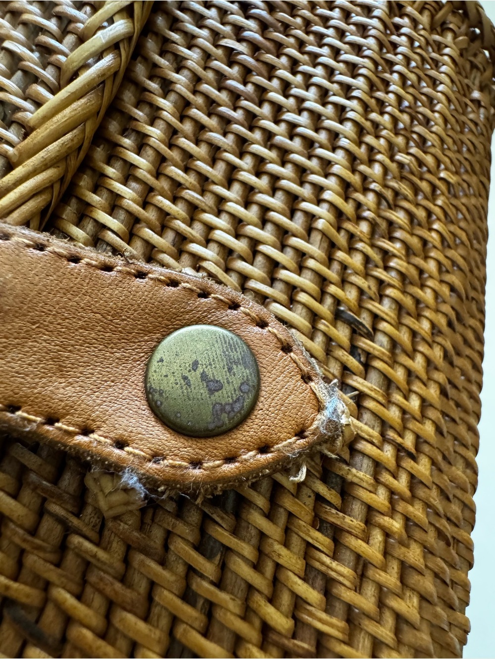 Tan Woven Crossbody Bag  - Unbranded - Picture 5 of 6